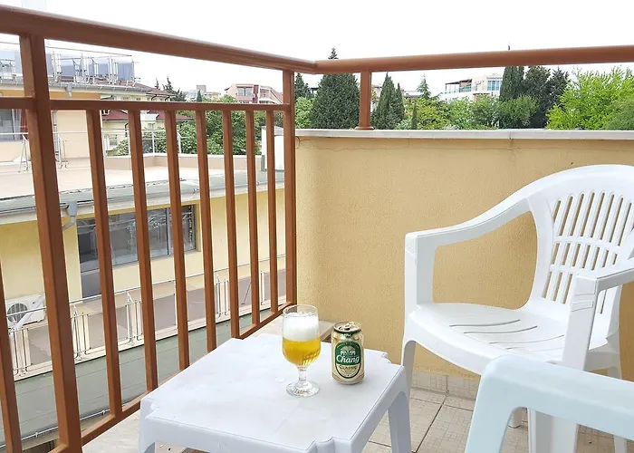 C32 In Dream Complex Apartment